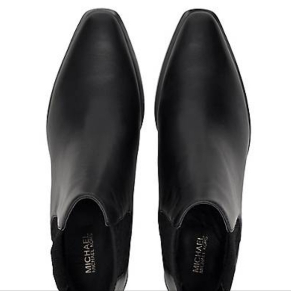 Michael Kors Chelsea LOTTIE Boots women's, 9.5 Black leather. - Picture 8 of 8